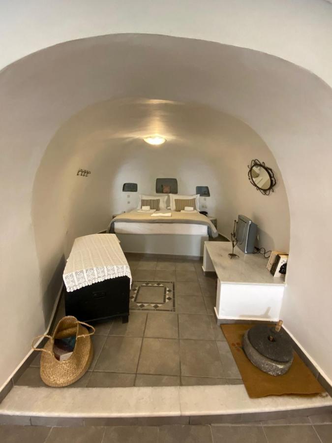 Cave House Martrona Villa Foinikia  ภายนอก รูปภาพ